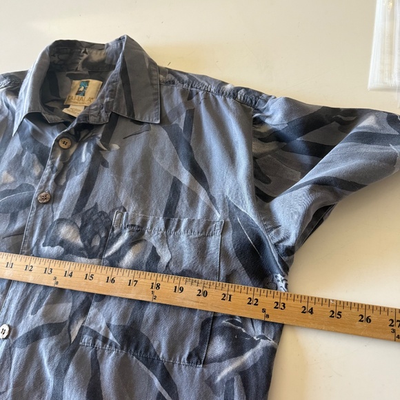 KAHALA Hawaiian Shadow Gray Floral Print Button Up Camp Shirt Mens MEDIUM - Picture 5 of 6